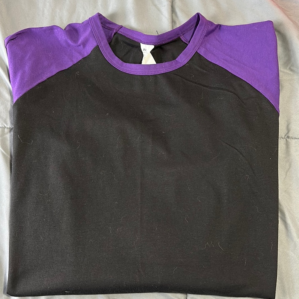 Men’s “baseball” style 3/4 sleeve tee